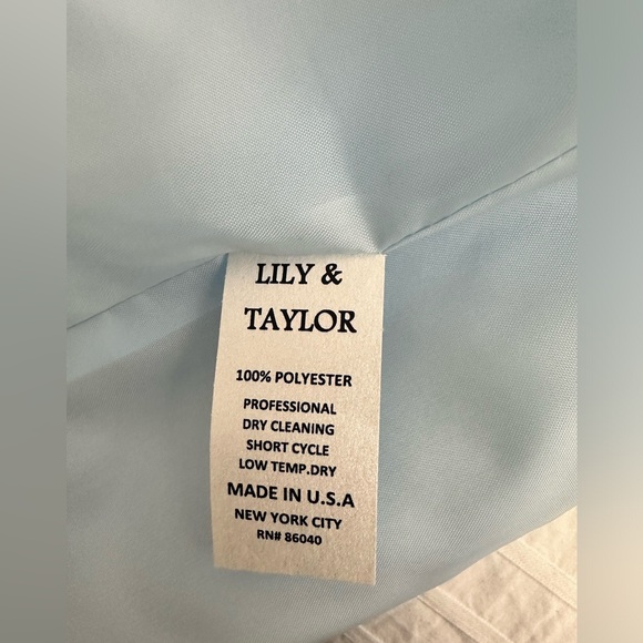 Lily & Taylor New York GORGEOUS LUXURY Women’s Suit 2pcs Size  6 Couture - Picture 8 of 13